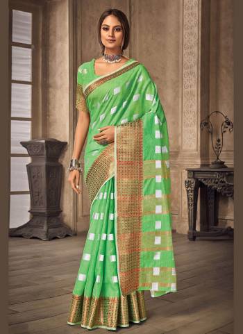 For A Pretty Look , Grab These Fancy Saree in All Over Fine Colored.These Saree is Fabricated On Linen Pair With Blouse.Its Beautified With Heavy Thread Wevon Designer Work.