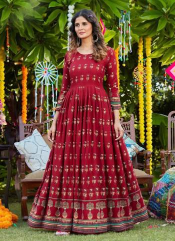 Grab These Beautiful Readymade Collection in All Over Fine Colored.Its Fabricated On Rayon Based Beautified With Designer Printed.its Available in All Regular Size.