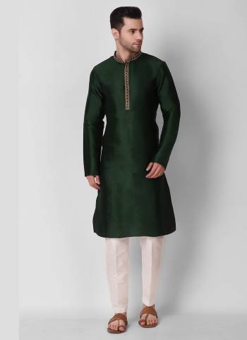 Take your ethnic style quotient to the next level by wearing this fashionable kurta set.Its Come With Art Silk Fabricated Pair With Art Silk Fabric Payjama.Buy Now