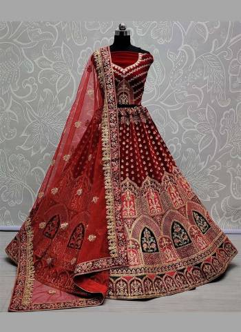 For A Different Look,Grab These Designer Lehenga in All Over Pretty Colored Pair With Blouse And Dupatta.These Lehenga Choli is Fabricated on Velvet Pair With Velvet Blouse And Net Fabric Dupatta With Designer Work.Buy Now These Lehenga For Up Coming Wedding Season