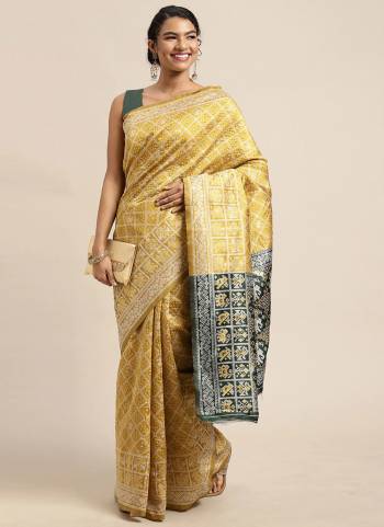 Grab These Saree in All Over Lovely Colored Pair With Contrasting Blouse.These Saree And Blouse Are Fabricated On Silk Based With Heavy Woven Designer Work.Buy Now