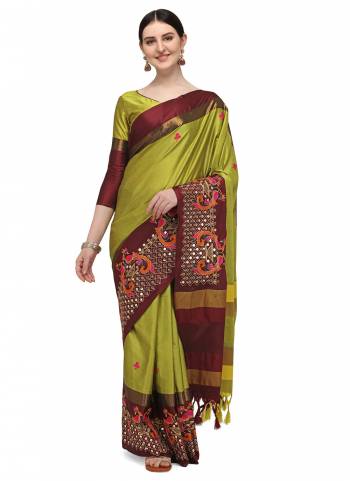 For A Pretty Look , Grab These Saree in All Over Fine Colored.These Saree And Blouse Are Fbaricated on Cotton Silk.Its Beautified With Wevon Designer,Embroidery Work. 