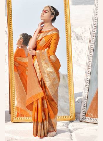 For A Beautiful Look,Grab These Saree in Al lover Fine Colored.These Saree And Blouse Are Fabricated On Banarasi Silk.Its Beautified With Heavy Wevon Designer Work.