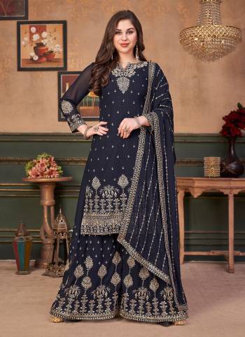 Grab These Sharara Suit In All Over Fine Colored.These Top is Fabricated on Faux Georgette Pair With Santoon Bottom And Faux Georgette Dupatta.Its Beautified With Designer Embroidery Work.