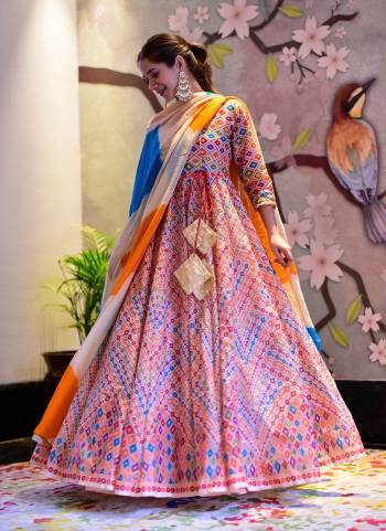 For A Beautiful Look,Grab These Readymade Gown Come With Dupatta.These Gown is Fabricated On Silk Cotton Pair With Chiffon Dupatta.Its Beautified With Designer Digital Printed. 