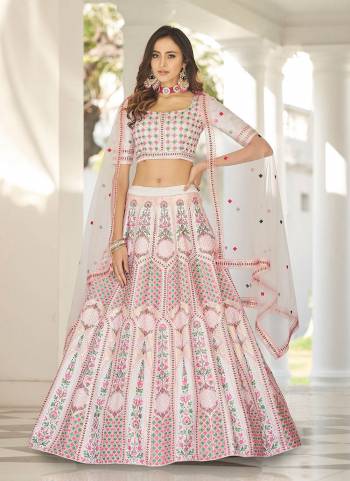 For A Beautiful Look Grab These Designer Lehenga in All Over Fine Colored.These Lehenga And Blouse Are Fabricated Silk Pair With Net Dupatta.Its Beautified With Heavy Designer Work.