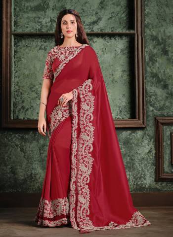 For A Designer Look,Grab These Saree in All Over Beautiful Colored.These Saree is Fabricated On Satin Silk Pair Wth Raw Silk Blouse.Its Beautified With Heavy Designer Work.