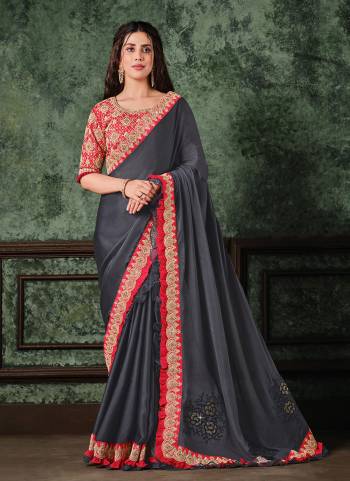 For A Designer Look,Grab These Saree in All Over Beautiful Colored.These Saree is Fabricated On Silk Georgett Pair Wth Raw Silk Blouse.Its Beautified With Heavy Designer Work.