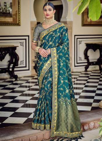 For A Different Look , Grab These Beautiful Saree in Fine Colored.These Saree is Fabricated On Banarasi Silk Pair With Raw Silk Blouse.Its Beautified With Heavy Wevon Designer And Embroidery Work.