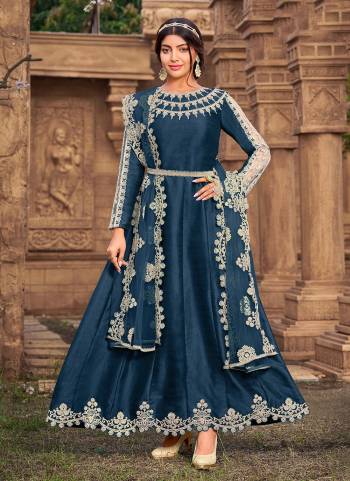 Grab These Semi Stiched Suit in All Over Beautiful Colored.These Top Is Fabricated On Super Silk Pair With Soft Net Bottom And Soft Net Dupatta.Its Beautified With Designer Heavy Thread Embroidery Work.