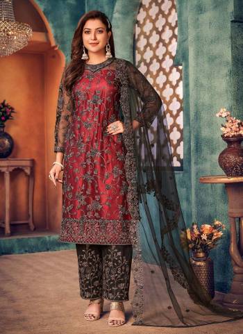 Earn Lots Of Compliments Wearing This Suit In Beautiful Colored.These Suit is Fabricated On Net Pair With Satin Bottom And Net Dupatta.Its Beautified With Heavy Designer Embroidery Work.