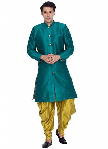 Take your ethnic style quotient to the next level by wearing this fashionable kurta set.Its Come With Banglori Silk Fabricated Kurta And Bottom.Its Beautified With Dyed Solid Work.