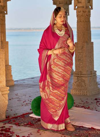 For A Different Look,Grab These Saree in All Over Fine Colored.These Saree And Blouse Are Fabricated On Banarasi Silk.Its Beautified With Heavy Wevon Designer Work.