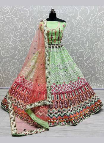 Looking Different,Grab These Lehenga in Beautiful Colored.These Lehenga And Blouse Are Fabricated On Georgette Based.Pair With Soft Net Blouse.Its Beautified With Heavy Designer Work.