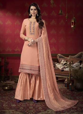 Looking Different Grab These Designer Suit in All Over Fine Colored.These Top And Dupatta Are Fabricated On Faux Georgette Pair With Santoon Bottom.Its Beautified With Heavy Designer Work.