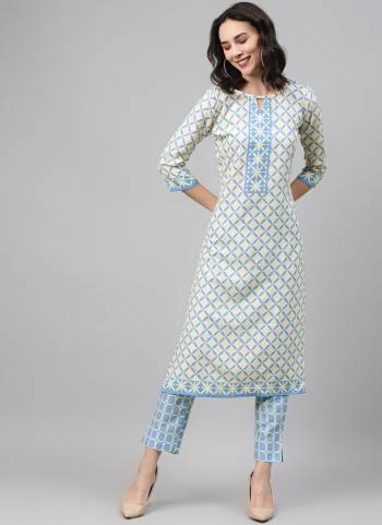 For A Different Look,Grab These kurti in Beautiful Colored.These Kurti is Fabricated On Rayon its Beautified With Designer Printed Work.Its Available in All Regular Size.