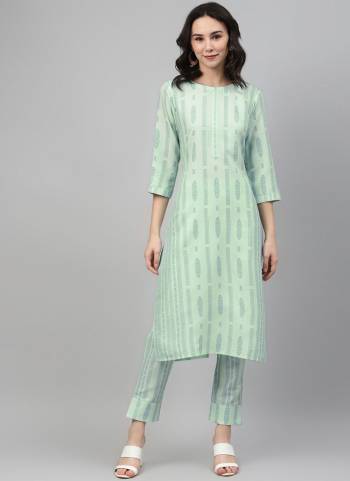 For A Different Look,Grab These kurti in Beautiful Colored.These Kurti is Fabricated On Rayon its Beautified With Designer Printed Work.Its Available in All Regular Size.