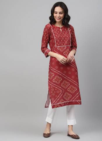 For A Different Look,Grab These kurti in Beautiful Colored.These Kurti is Fabricated On Rayon its Beautified With Designer Printed Work.Its Available in All Regular Size.