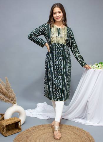 Grab These Casual Wear Kurti in All Over Beautiful Colored.These Kurti is Fabricated On Rayon.Its Beautified With Bandhej Printed,Embroidery Work.Its Available in All Regular Size.