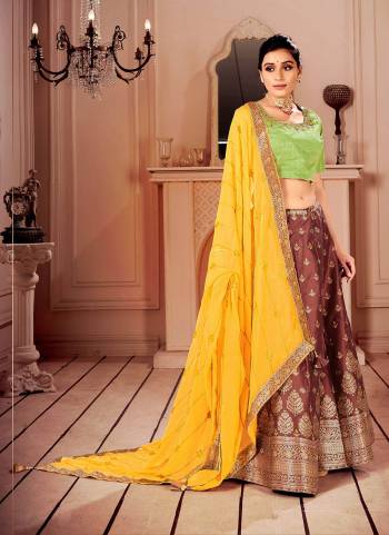 For A Beautiful Look,Grab These Lehenga Choli in All Over Fine Colored.These Lehenga And Blouse Are Fabricated On Silk Pair With Silk Dupatta.Its Beautified With Wevon Designer,Embroidery Work.