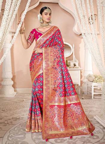 Looking Different in These Beautiful Colored Saree Come With Blouse.These Saree is Fabricated On Silk Pair With Raw Silk Blouse.Its Beautified With Heavy Woven Designer,Embroidery Work Blouse.