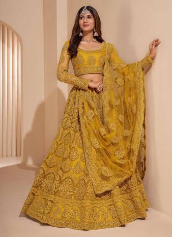 Grab These Designer Lehenga Choli in All Over Beautiful Colored.These Lehenga And Blouse Are Fabricated On Net Pair With Net Dupatta.Its Beautified With Heavy Designer Work.