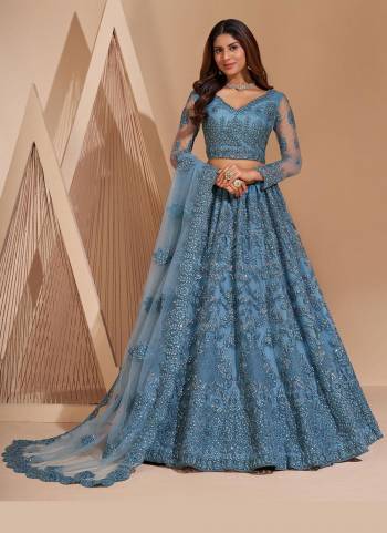 Grab These Designer Lehenga Choli in All Over Beautiful Colored.These Lehenga And Blouse Are Fabricated On Net Pair With Net Dupatta.Its Beautified With Heavy Designer Work.