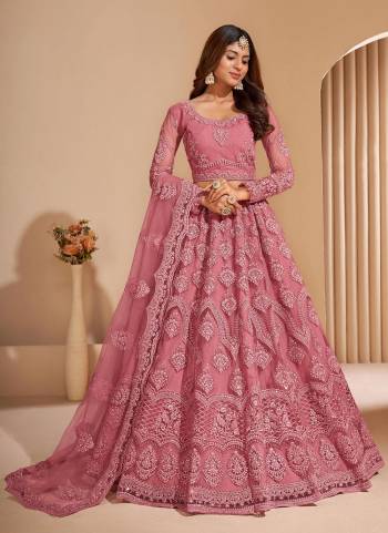 Grab These Designer Lehenga Choli in All Over Beautiful Colored.These Lehenga And Blouse Are Fabricated On Net Pair With Net Dupatta.Its Beautified With Heavy Designer Work.