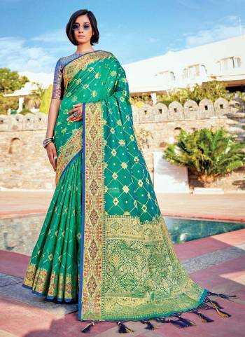 For A Beautiful Look,Grab These Saree in Fine Colored Pair With Blouse.These Saree is Fabricated On Banarasi Silk Pair With Silk Blouse.Its Beautified With Heavy Wevon Jari Designer Work.