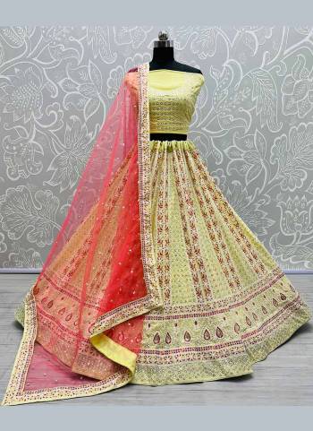 For A Beautiful Look,Grab These Pretty Colored Lehenga Choli.These Bloue And Lehenga Are Fabricated On Georgette Pair With Soft Net Dupatta.Its Beautified With Heavy Designer Work.