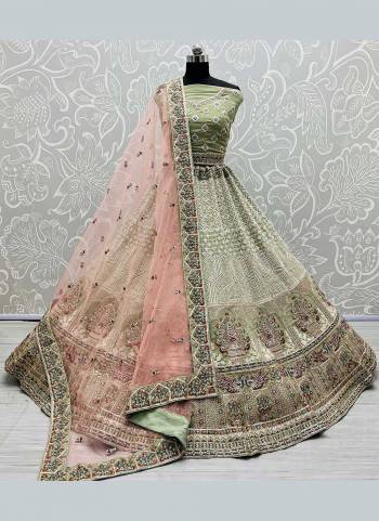 For A Beautiful Look,Grab These Pretty Colored Lehenga Choli.These Bloue And Lehenga Are Fabricated On Georgette Pair With Soft Net Dupatta.Its Beautified With Heavy Designer Work.