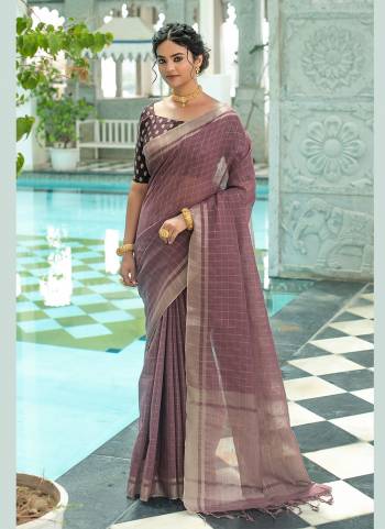 Buy These Different Looking Saree in All Over Beautiful Colored.These Saree And Blouse Are Fabricated On Linen.Its Beautified With Exclusive Wevon Katha Designer Work.