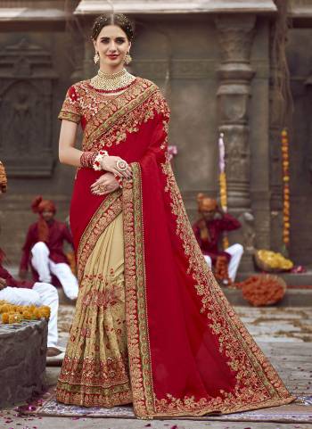 Enhance Your Beauty Wearing This Beautiful Colored Saree.These Saree And Blouse Are Fabricated On Art Silk.Its Beautified With Heavy Designer Embroidery Work.