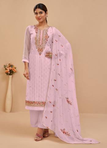 Look Pretty Wearing This Beatiful Colored Suit.These Suit And Dupatta Are Fabricated On Georgette Pair With Santoon Bottom.Its Beautified With Heavy Designer Work.