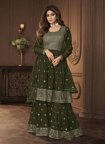 Grab These Beautiful Plazzo Suit in Fine Colored.These Top And Bottom Are Fabricated On Georgette PairWIth Georgette Dupatta.Its Beautified With  Heavy Sequance Embroidery Work.