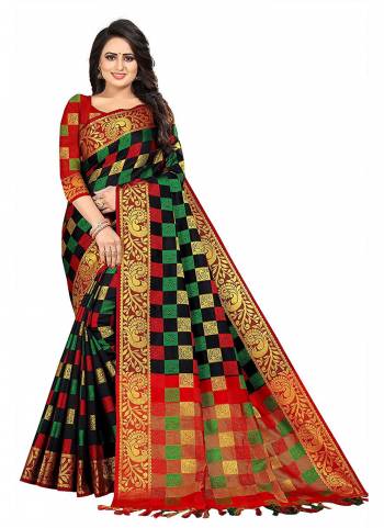 Looking Very Beautiful in These Pretty Colored Saree.These Saree And Blouse Are Fabricated On Cotton Silk.Its Beautified With Weaving Jacquard Designer Work.