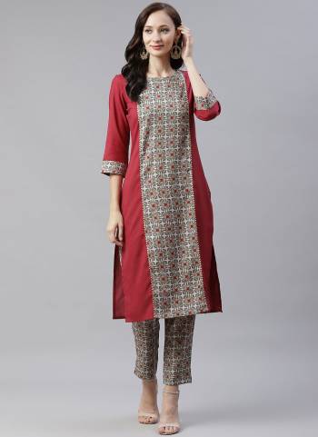 Grab These Readymade Kurti in All Over Fine Colored.These Kurti is Fabricated On Rayon.Its Beautified With Designer Digital Printed Work.Its Available in All Regular Size.