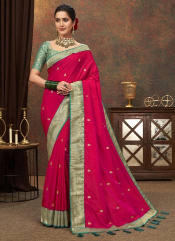 For A Beautiful Look,Grab These Saree in Fine Colored.These Saree And Blouse Are Fabricated Banarasi Silk.Its Beautified With Gold Jari Weaving Designer Work.