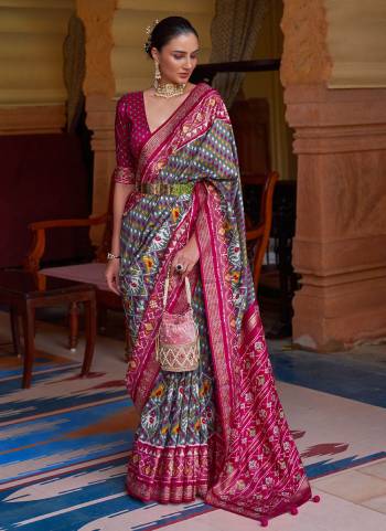 Grab These Saree in All Over Fine Colored.These Saree And Blouse Are Fabricated On Patola Silk.Its Beautified With Wevon Jari Designer,Printed,Swarovski Work .