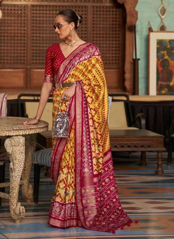 Grab These Saree in All Over Fine Colored.These Saree And Blouse Are Fabricated On Patola Silk.Its Beautified With Wevon Jari Designer,Printed,Swarovski Work .