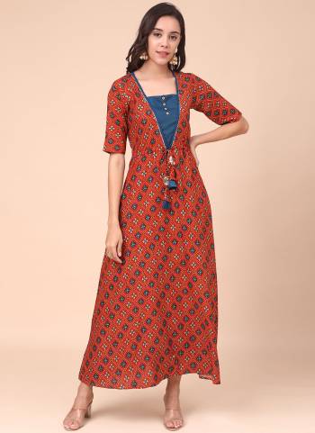 Grab These Readymade Kurti in Fine Colored.These Kurti is Fabricated On Rayon.Its Beautified With Designer Printed Work.