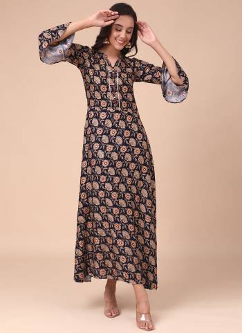 Grab These Readymade Kurti in Fine Colored.These Kurti is Fabricated On Rayon.Its Beautified With Designer Printed Work.