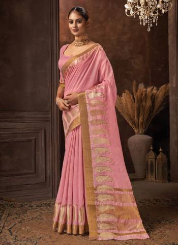 Grab These Saree in All Over Fine Colored.These Saree And Blouse Are Fabricated On Cotton.Its Beautified With Heavy Jari Wevon Designer,Stone Work.