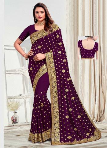 Grab These Designer Saree in All Over Fine Colored.These Saree And Blouse Are Fabricated On Vichitra Silk.Its Beautified With Designer Work.