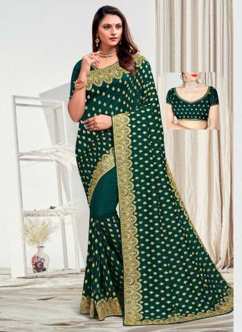 Grab These Designer Saree in All Over Fine Colored.These Saree And Blouse Are Fabricated On Vichitra Silk.Its Beautified With Designer Work.