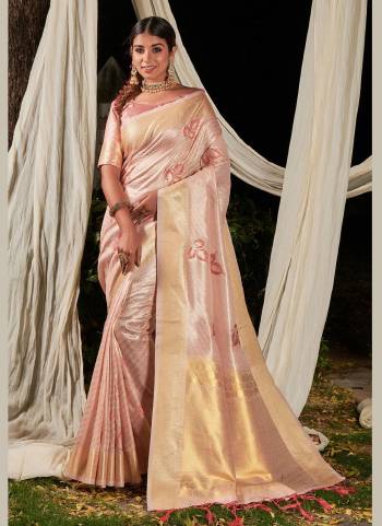 Grab These Saree in Fine Colored.These Saree And Blouse Are Fabricated On Kasturi Linen Silk.Its Beautified With Wevon Jari Lehriya Designer Work.