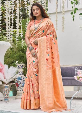 For A Beautiful Look,Buy These Saree in All Over Fine Colored.These Saree And Blouse Are Fabricated On Linen.Its Beautified With Heavy Wevon Designer Work.