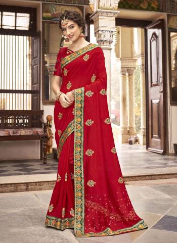 Grab These Saree in All Over Fine Colored.These Saree And Blouse Are Fabricated Vichitra Silk.Iits Beautified  With  Designer Embroidery Work.