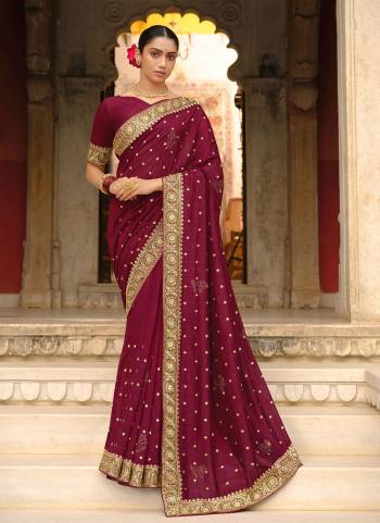 Grab These Saree in All Over Fine Colored.These Saree And Blouse Are Fabricated Art Silk.Its Beautified With  Designer Embroidery,Swarovski Work.