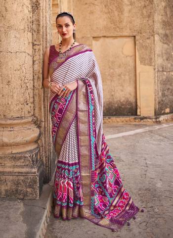 Buy These Beautiful Colored Saree pair With Blouse.These Saree And Blouse Are Fabricated On Patola Silk.Its Beautified With Weaving  Designer, Printed,Swarovski Work.